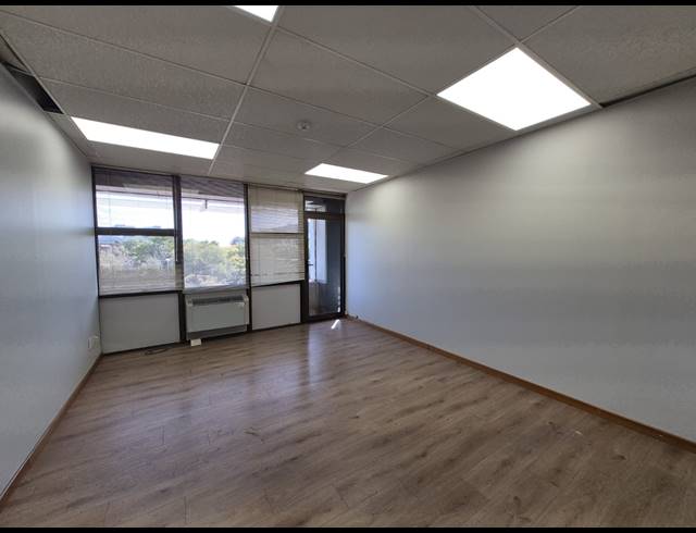 1,609M² OFFICE TO LET IN SANDTON CENTRAL